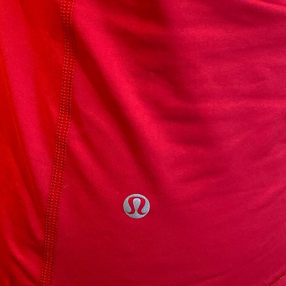 ❤️markdown❤️Lululemon red sports top - Picture 6 of 8